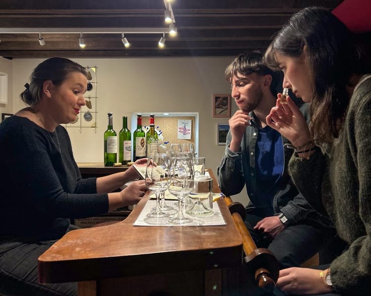 Initiation et cours de dégustation de vins à Bordeaux 