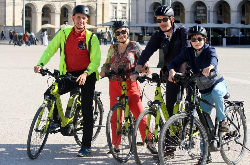 Visite guidée en vélo électrique avec dégustation à Lisbonne 