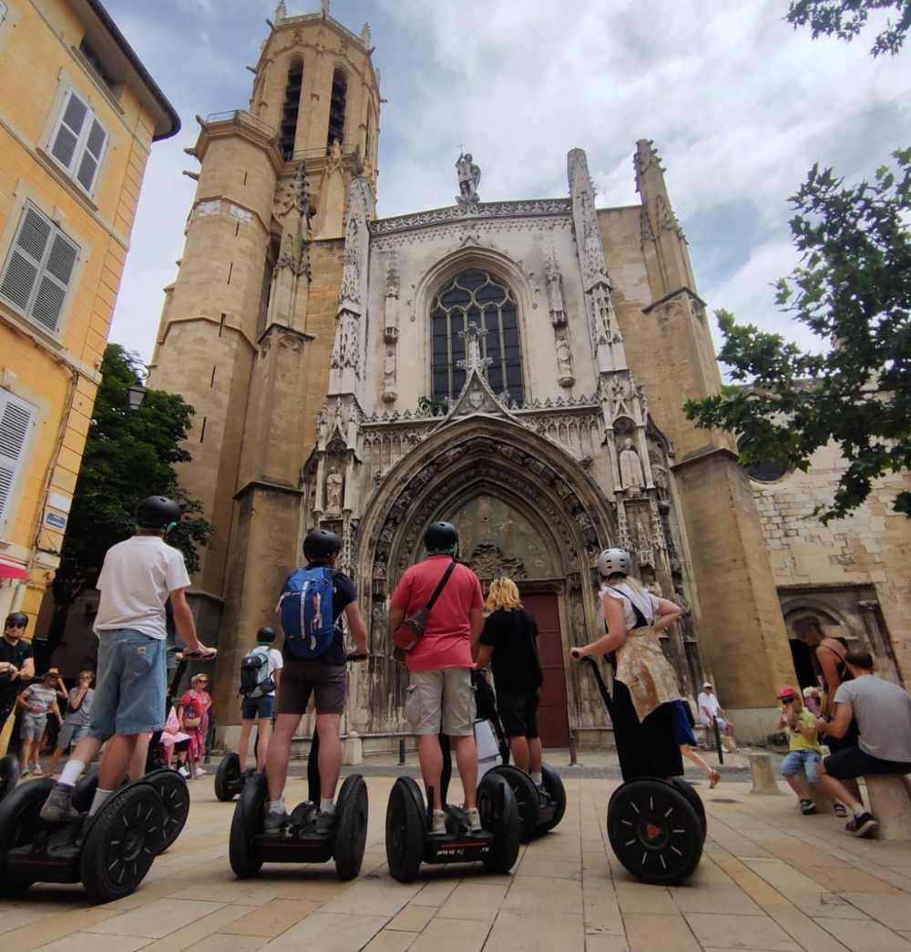 Visite guidée d'Aix-en-Provence en Segway - 13100