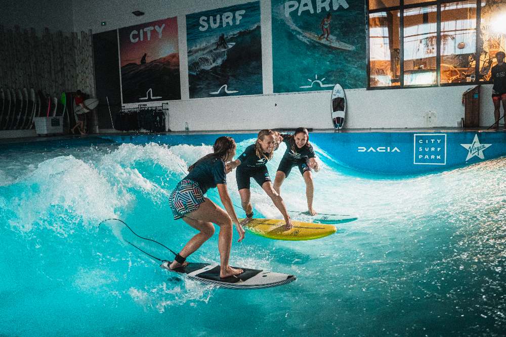Surf en intérieur à 15 min de Lyon