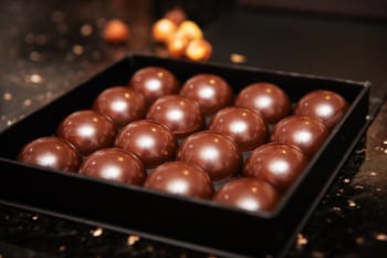 Ateliers collectifs création de chocolat au cœur de Paris 1 - Tuileries