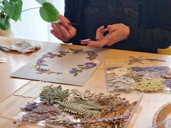 Atelier créatif des fleurs pressées à 10 min de Rennes