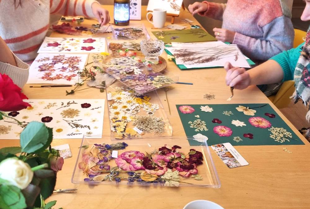 Atelier créatif des fleurs pressées à 10 min de Rennes