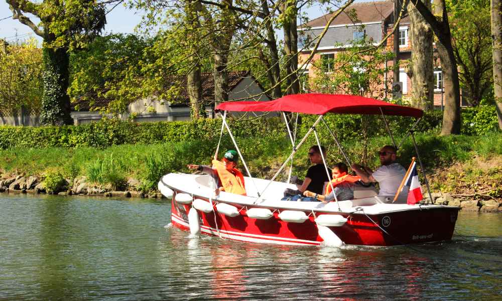 Location de bateau électrique à Lille - Sans permis 