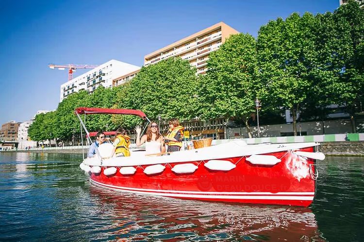 Location de bateau électrique à Lille - Sans permis 