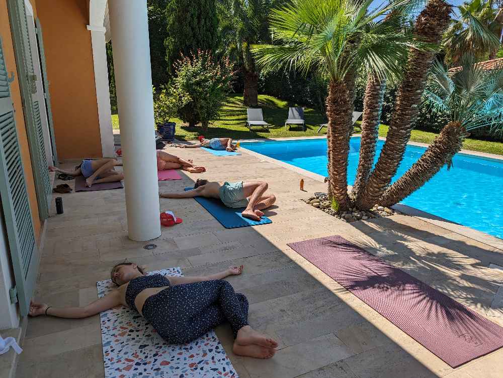 Yoga à Biarritz : avec vue sur l'océan ou à domicile