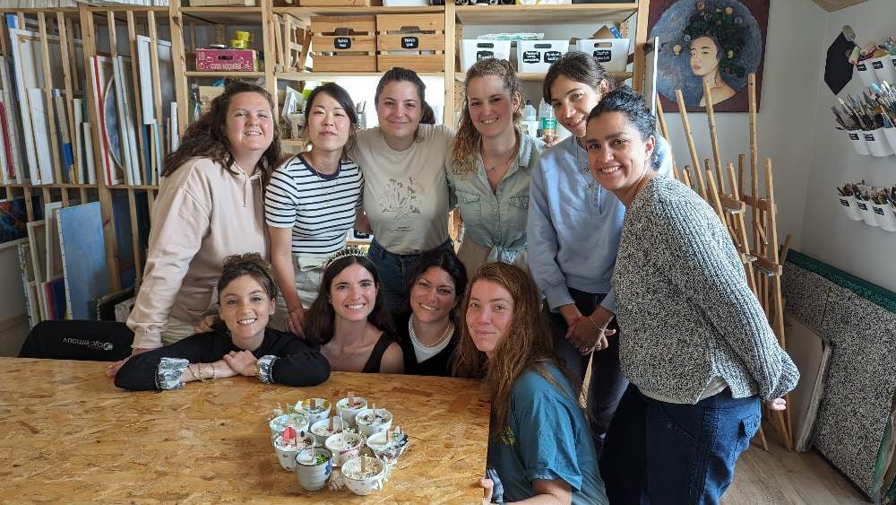 Atelier Création de bougies fleuries à La Rochelle - Spécial EVJF