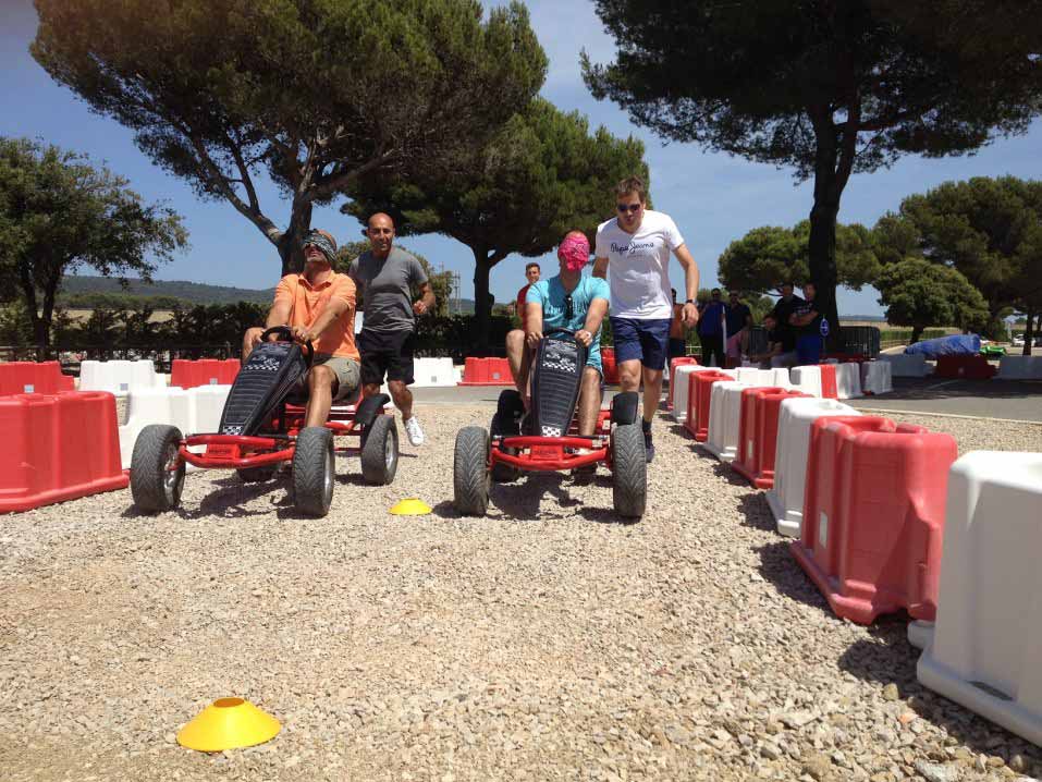 Mécano Cup à Nice / Olympiades + Construction d'une voiture + Course