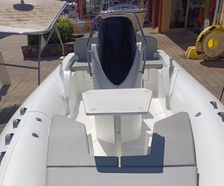 Location de bateaux à Fréjus près de Saint Raphael