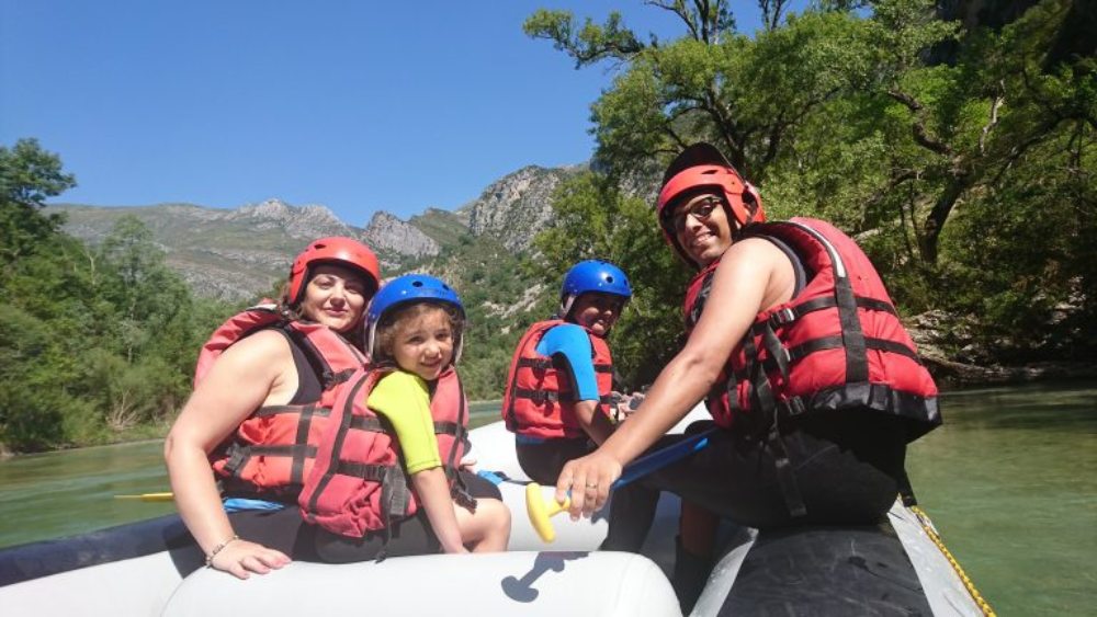 Descente en Rafting dans les Gorges du Verdon à Castellane