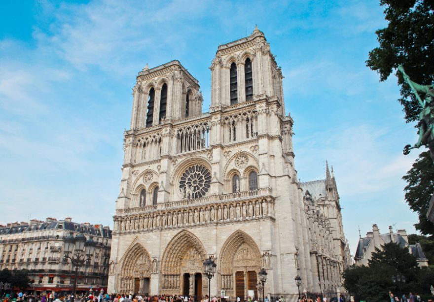 Escape game / Jeu de piste en extérieur - Île de la cité à Paris - Le trésor de Notre Dame