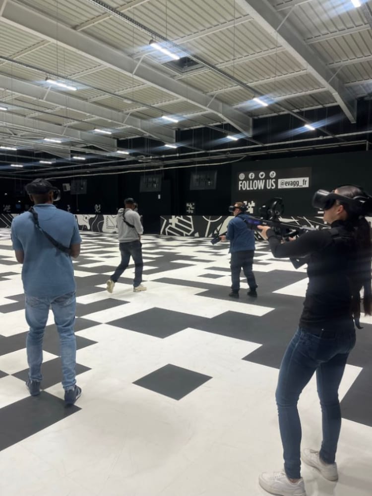 Jeu d'équipe en Réalité Virtuelle près de Paris