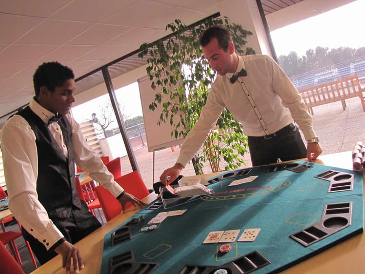 Animation soirée d'entreprise - Casino Royal à Bordeaux