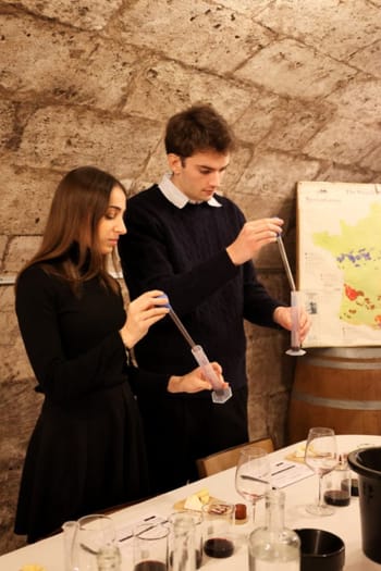 Atelier création de vin et visite du Musée du Vin & du Négoce à Bordeaux