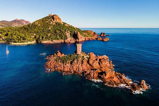Visite privée en bateau avec skipper : Île d'Or & calanques de l'Estérel - Saint Raphaël
