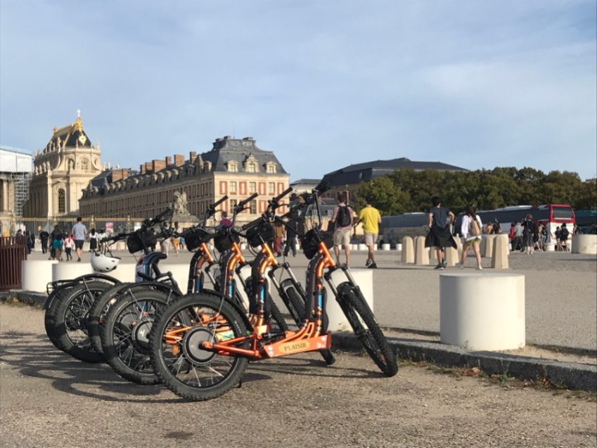 Balade accompagnée en trottinette tout terrain à Versailles