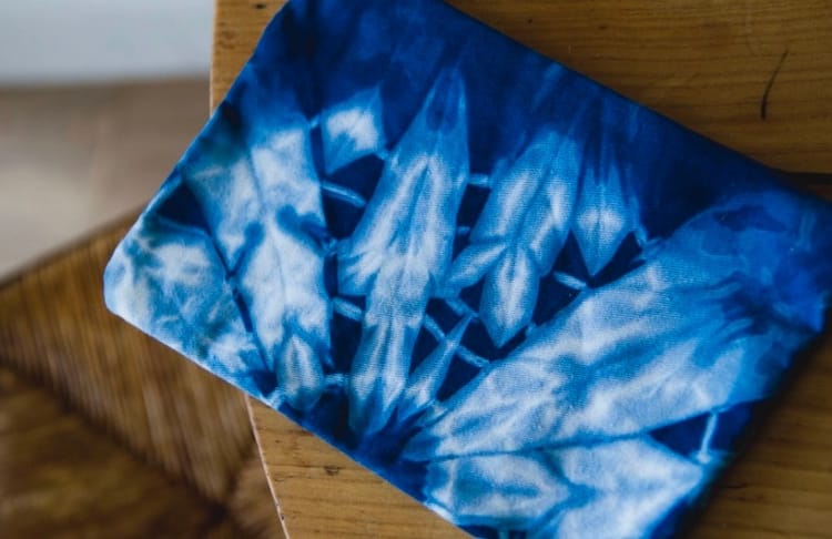 Atelier de Teinture Indigo-Shibori sur textile à Paris - Malakoff