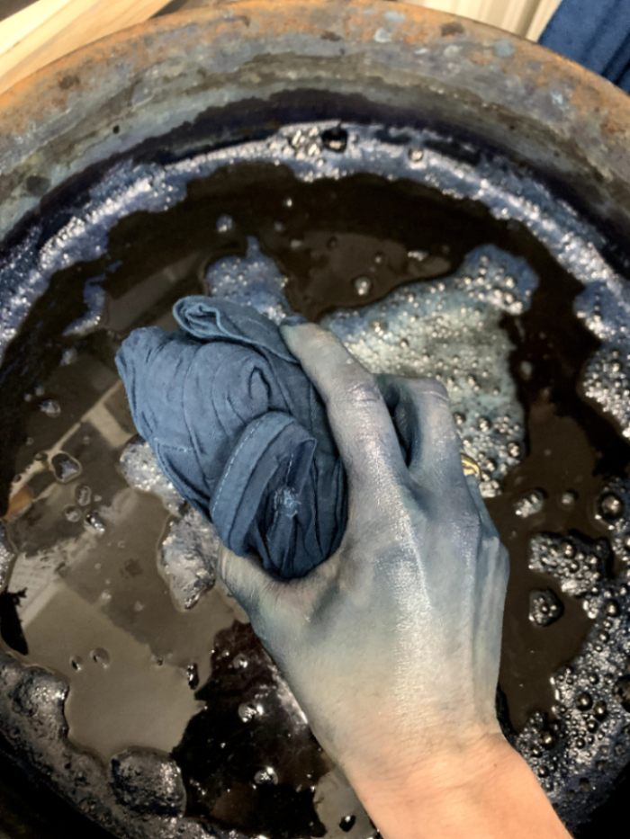 Atelier de Teinture Indigo-Shibori sur textile à Paris - Malakoff