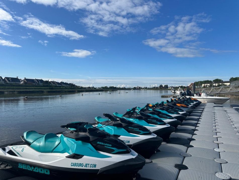 Randonnée et Initiation au Jet ski à Cabourg