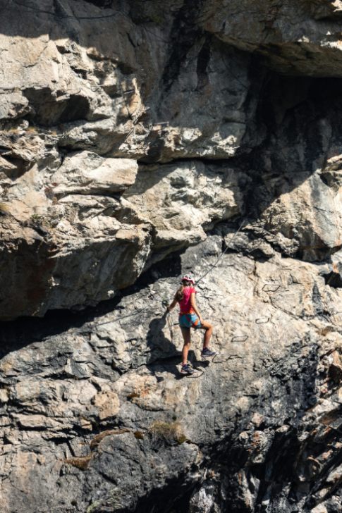 Via Cordata Endieux à Aubenas en Ardèche (mi randonnée pédestre et mi escalade)
