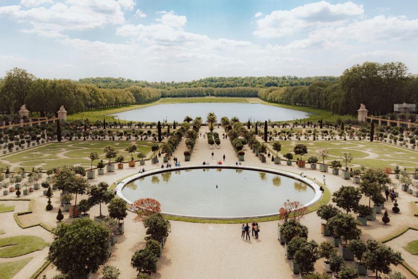 Escape game extérieur dans les jardins du Château de Versailles - Cluedo