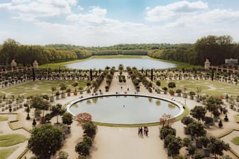 Escape game extérieur dans les jardins du Château de Versailles - Cluedo