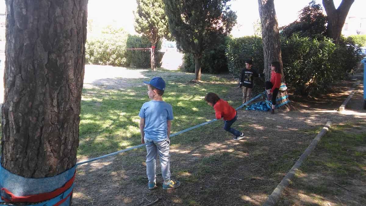 Cours et initiation au Slackline à Montpellier