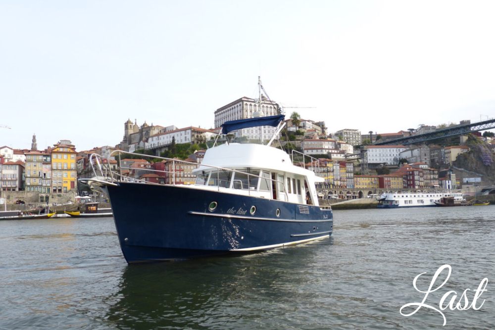 Location bateau avec skipper à Porto - Bateaux à moteur 9, 10 et 14 places