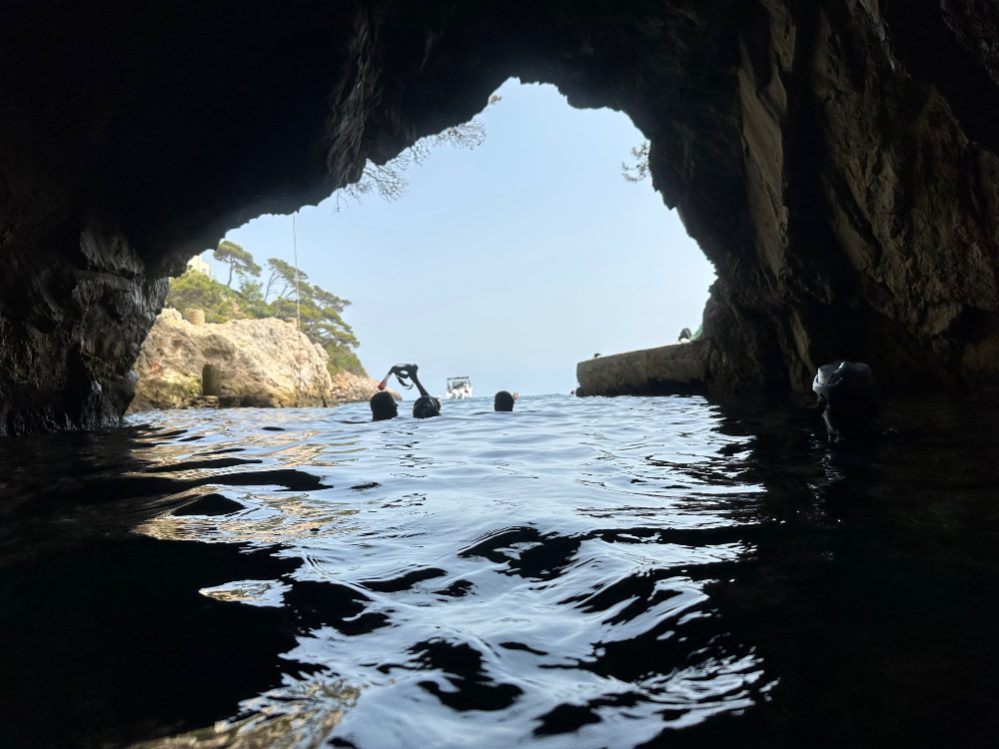 Tour en bateau avec snorkelling et visite de grottes à Majorque