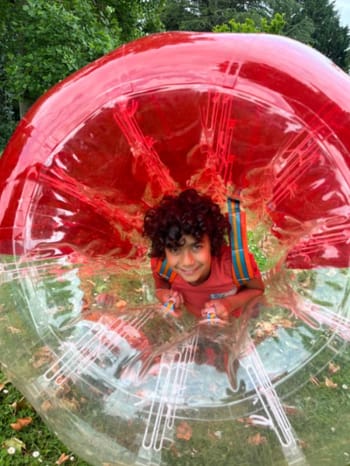 Anniversaire Bubble, Archery ou Laser Game à Marne La Vallée