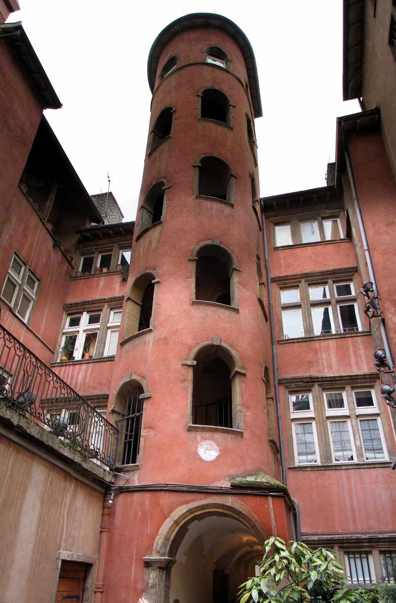 Balade et Visite guidée du Vieux-Lyon 