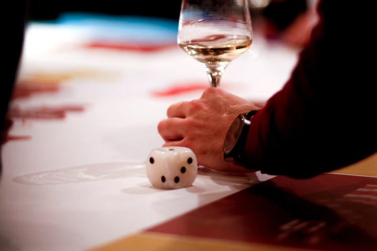 Atelier oenologique (casino du vin, jeux..) pour Team Building - Lieu de votre choix