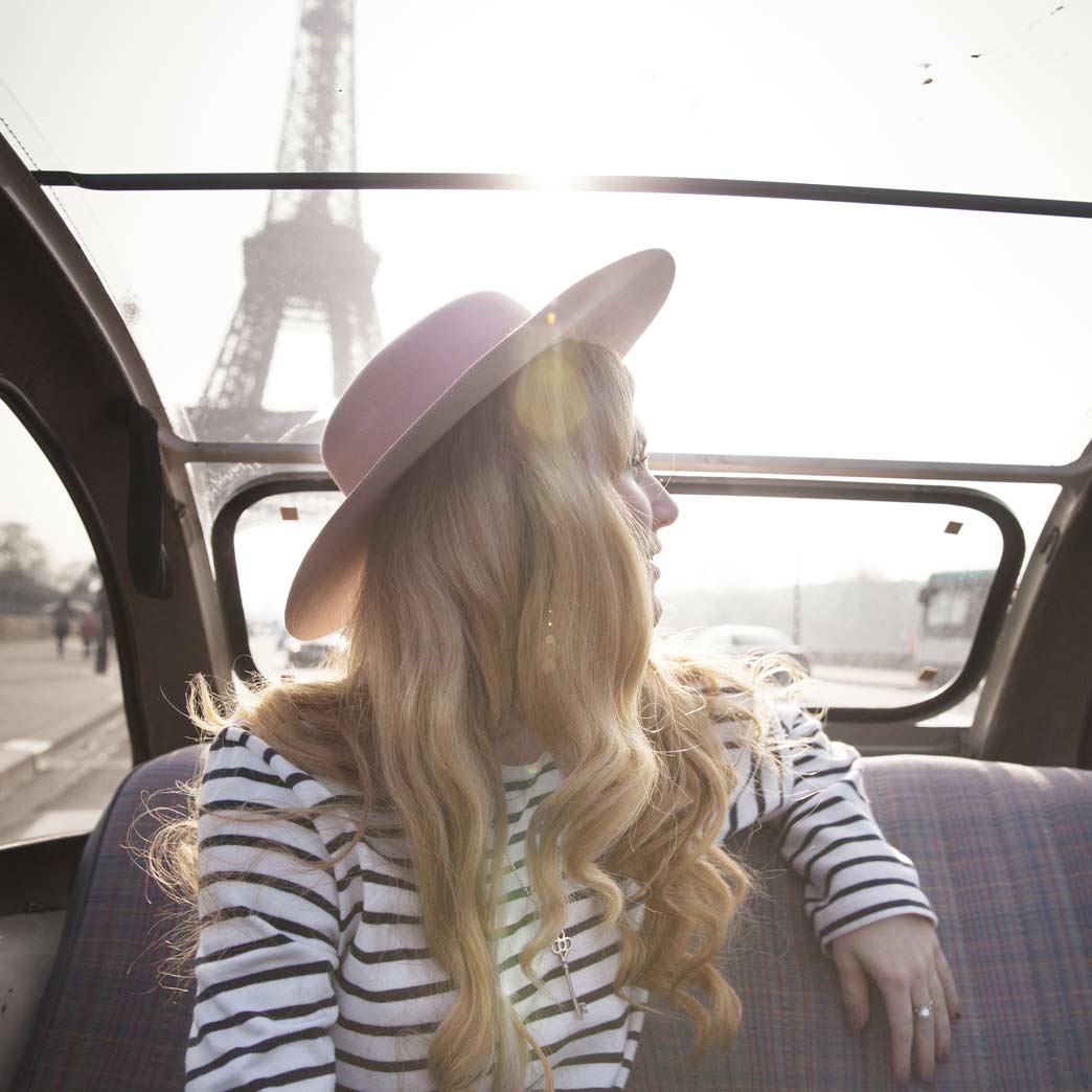 Balade et découverte de Paris en 2CV - Visite insolite 