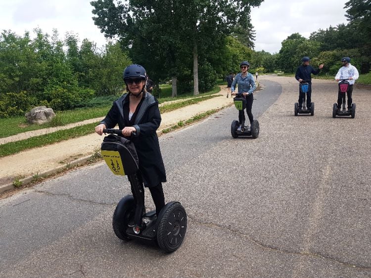 Visite en Segway du Bois de Boulogne avec un guide certifié - Team Building