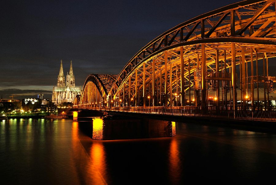 Fun City Tour à Cologne - Rallye découverte et insolite