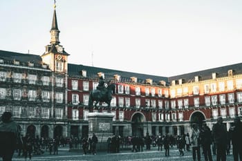 Fun City Tour à Madrid - Rallye découverte et insolite