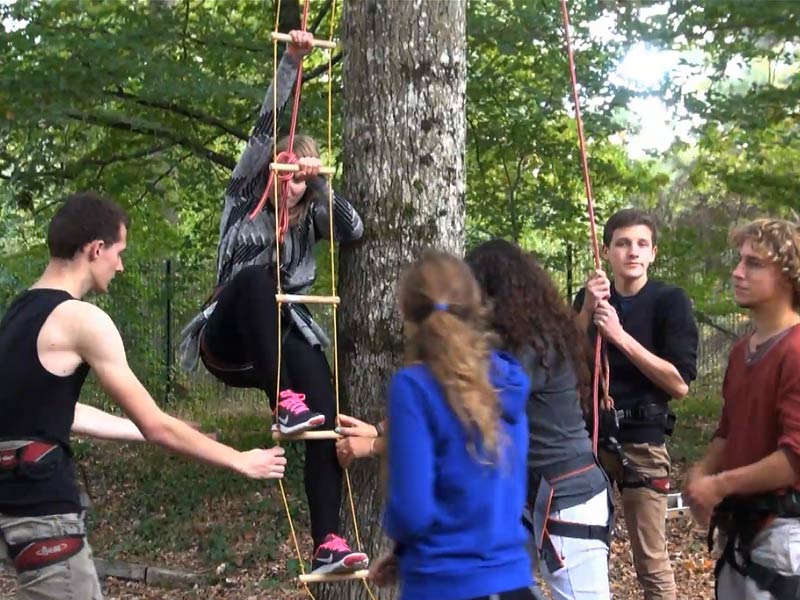 Cours de Slackline et gestion du stress pour Team Building - Lieu de votre choix en Île-de-France 