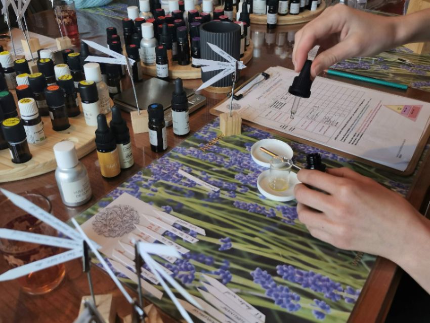 Ateliers création de parfums naturels à Nantes