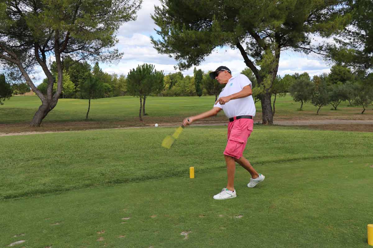 R-Golf : Le golf avec une raquette à Montpellier 