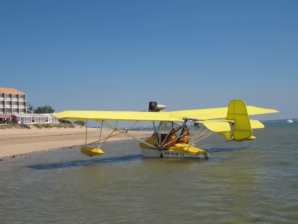 Initiation au pilotage en ULM Hydravion au-dessus de l'île d'Oléron
