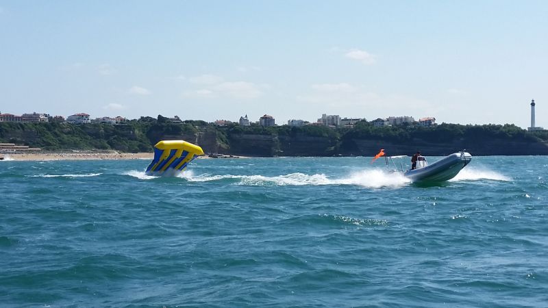 Bouée tractée à Anglet - Biarritz - Bayonne - 64
