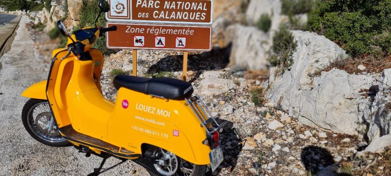 Location scooter électrique avec guide virtuel à Cassis