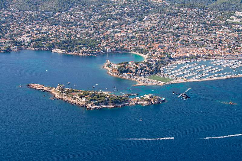 Vol en hélicoptère sur la Côte Varoise