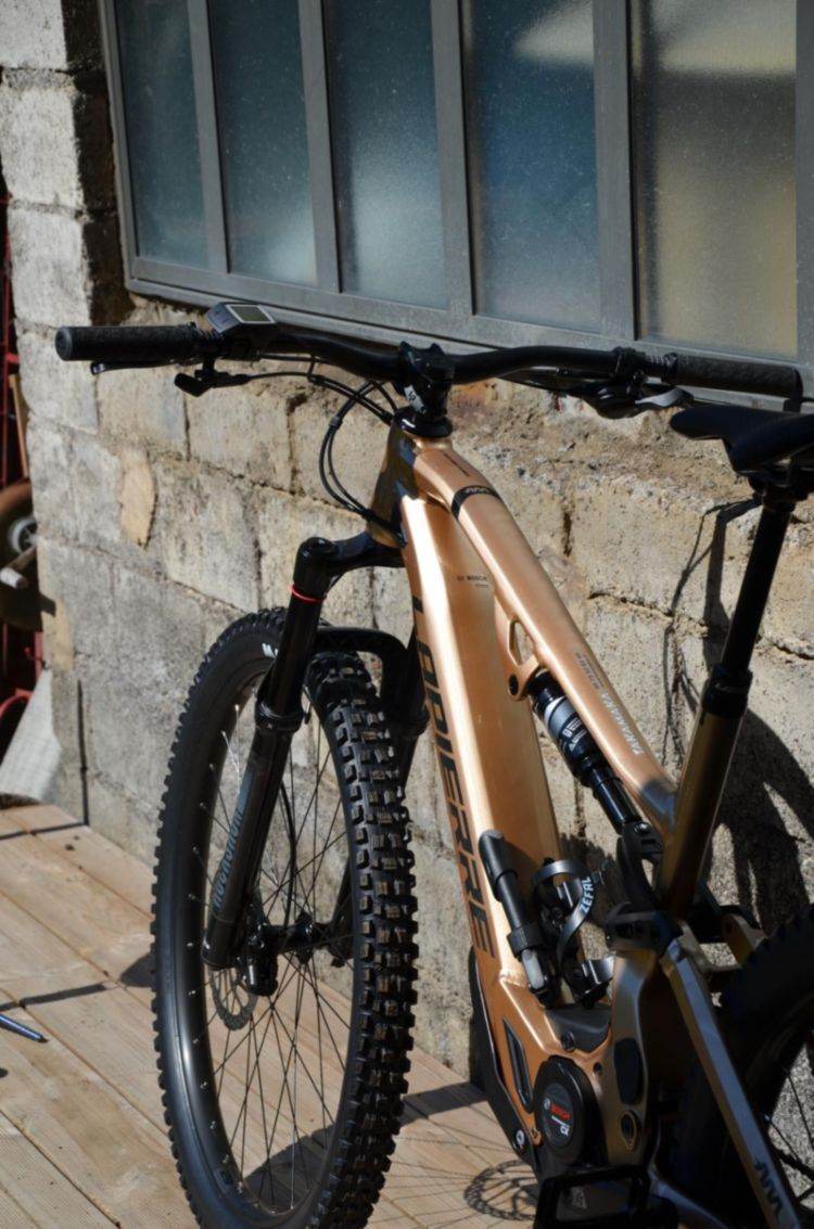 Location E-VTT en Auvergne 
