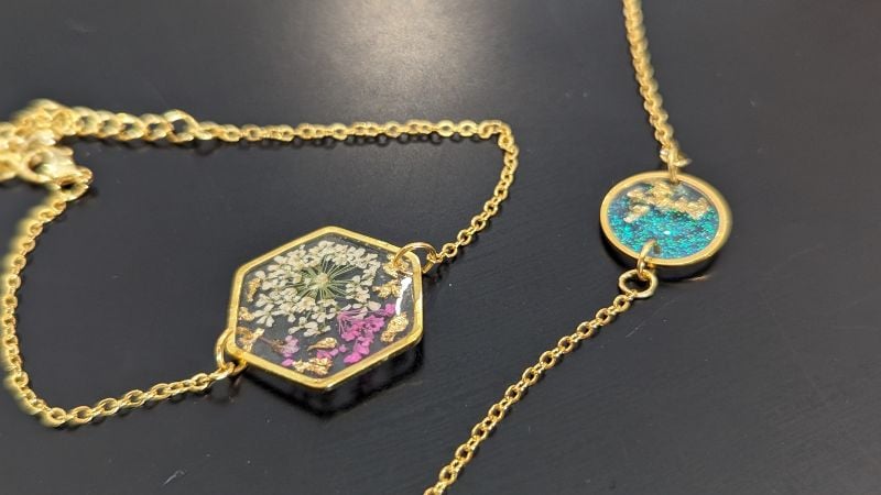 Atelier Bijoux en Résine à La Rochelle pour EVJF