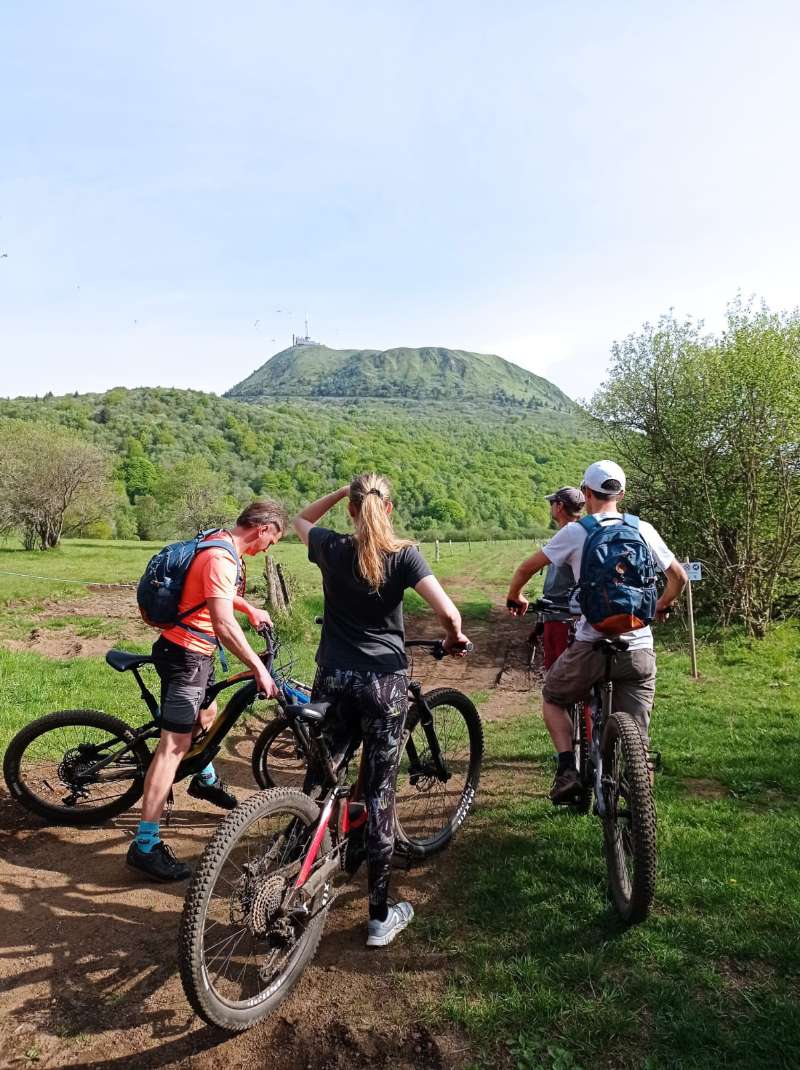 Sortie en Vélo près de Clermont pour EVG et EVJF