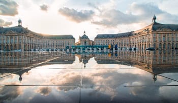 Escape Game extérieur à Bordeaux : Visite enquête en ville