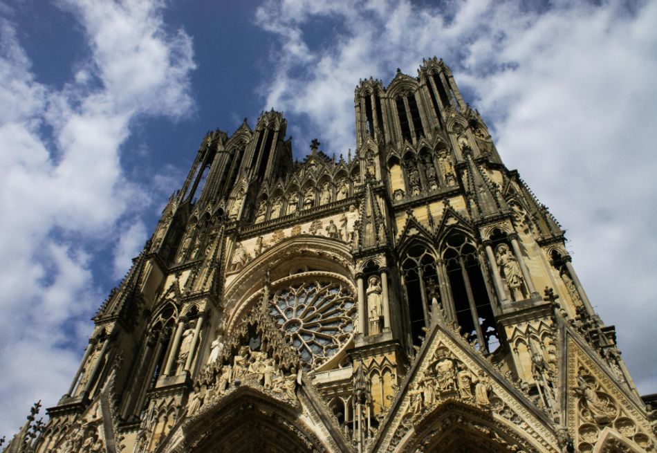 Escape Game extérieur à Reims : Visite enquête dans la vieille ville