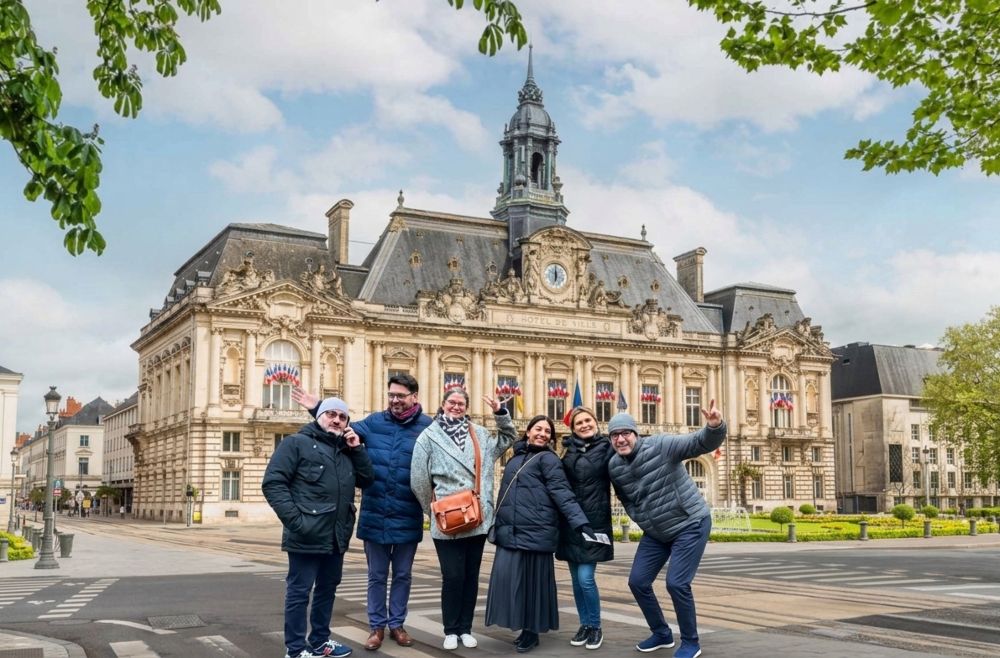 Escape Game extérieur à Tours : Visite enquête dans la vieille ville