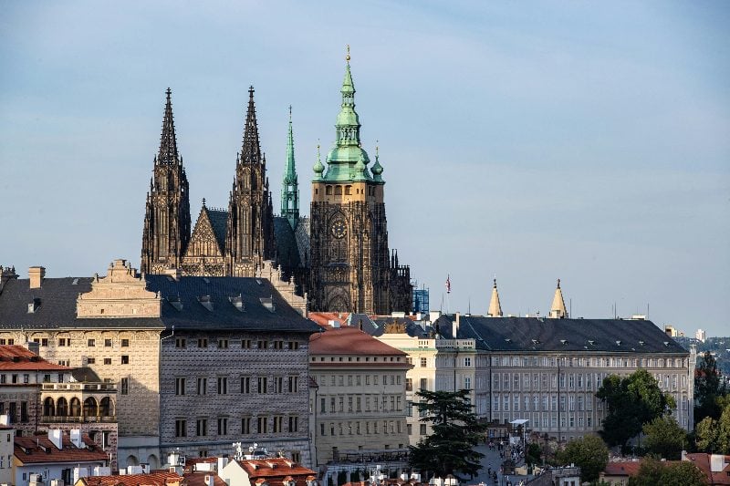 Escape Game extérieur à Prague : Visite enquête dans la vieille ville